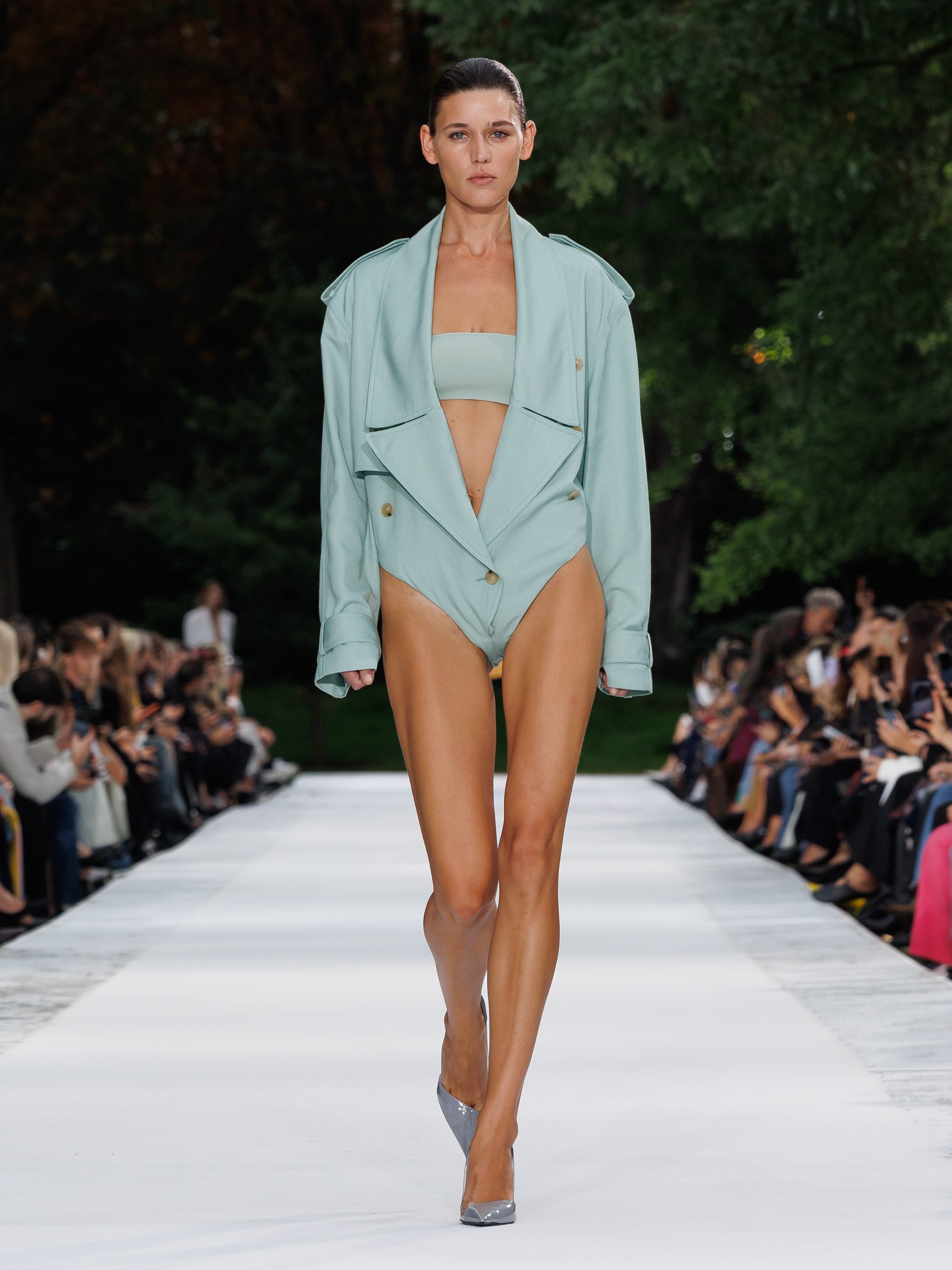 Stella McCartney SS27 Is an Ode to the Ocean Vanity Teen Stella McCartney SS27 Is an Ode to the Ocean Stella McCartney SS27 Is an Ode to the Ocean Vanity Teen