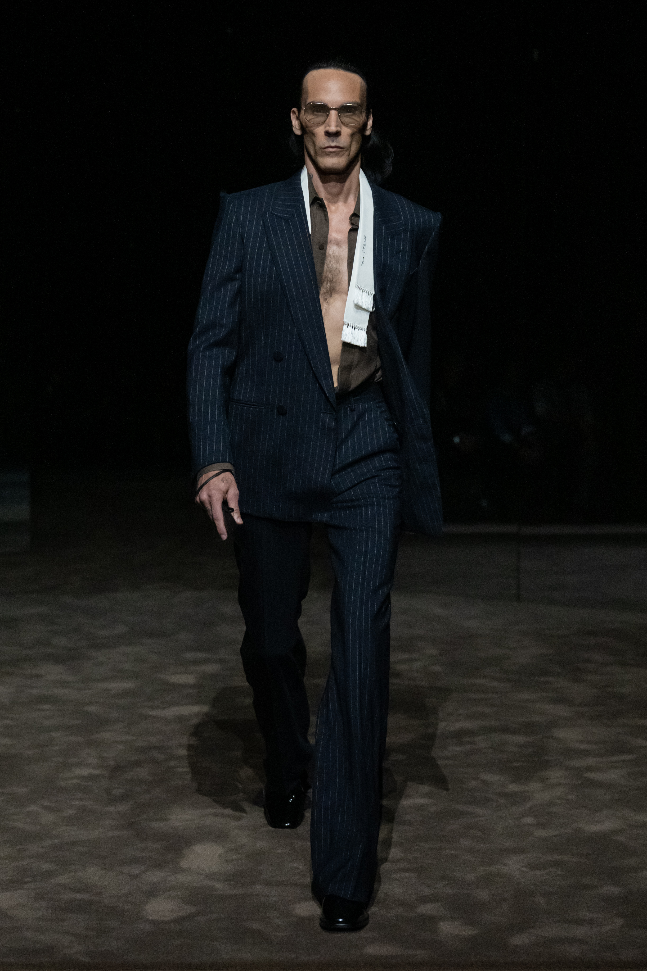 TOM FORD SS27 - DESIRE NEEDS AIR Vanity Teen TOM FORD SS27 - DESIRE NEEDS AIR TOM FORD SS27 - DESIRE NEEDS AIR Vanity Teen
