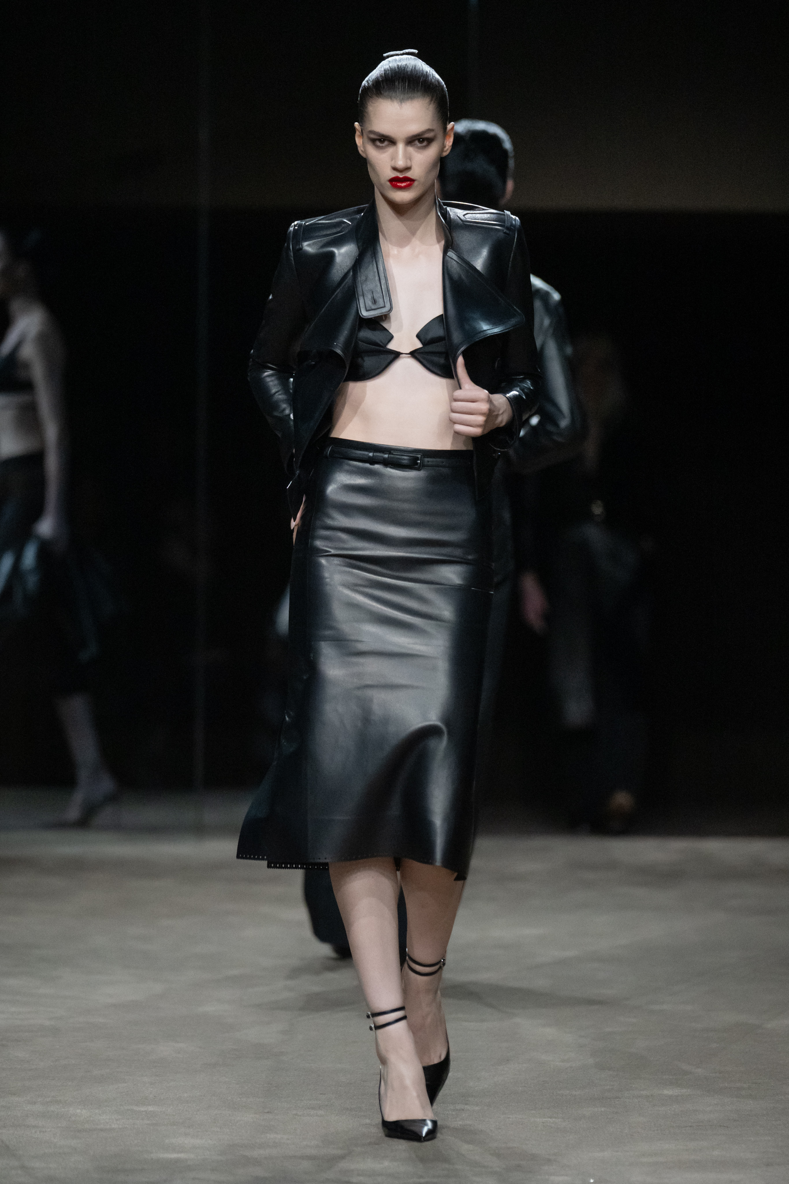 TOM FORD SS27 - DESIRE NEEDS AIR Vanity Teen TOM FORD SS27 - DESIRE NEEDS AIR TOM FORD SS27 - DESIRE NEEDS AIR Vanity Teen
