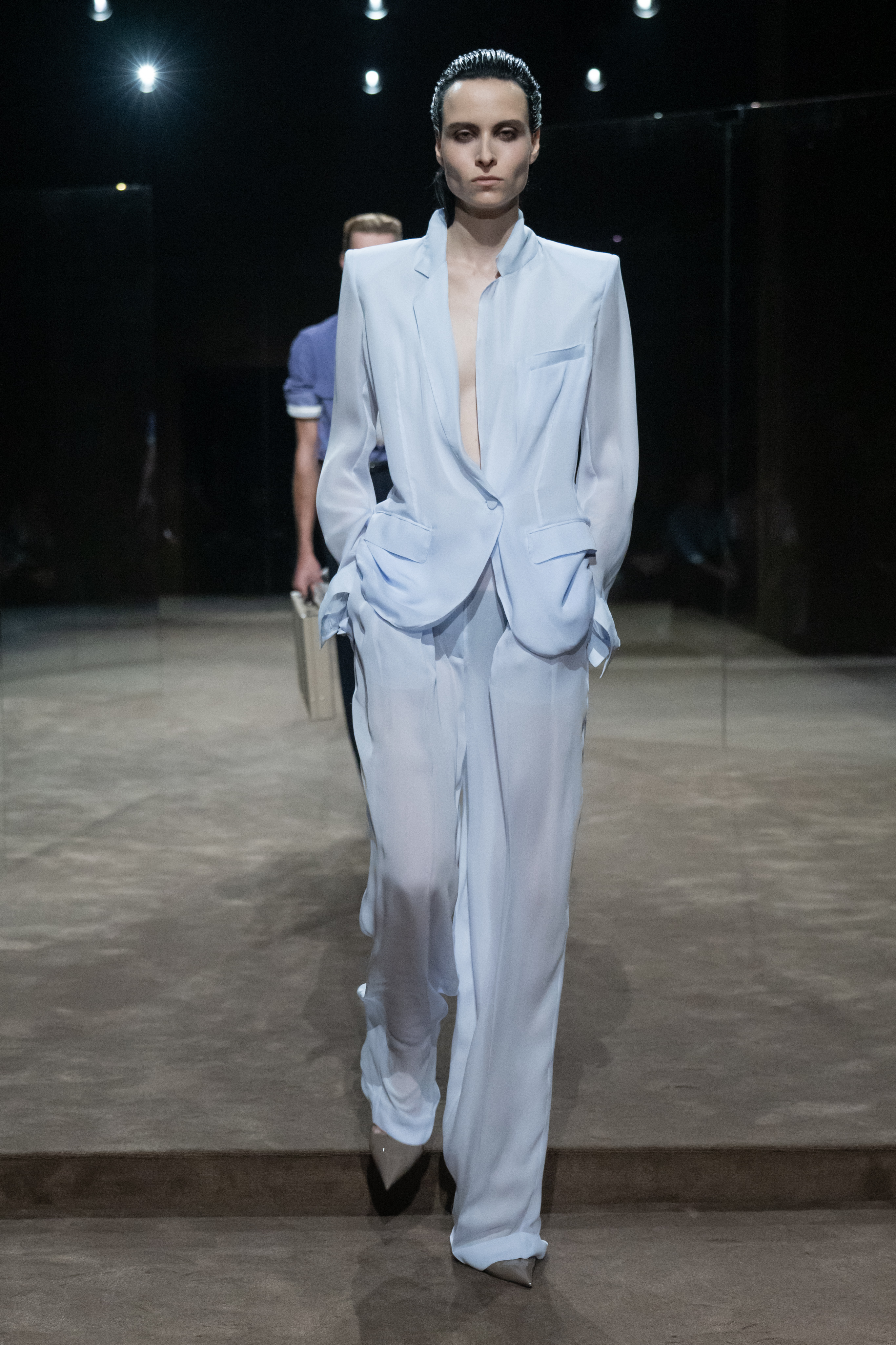 TOM FORD SS27 - DESIRE NEEDS AIR Vanity Teen TOM FORD SS27 - DESIRE NEEDS AIR TOM FORD SS27 - DESIRE NEEDS AIR Vanity Teen