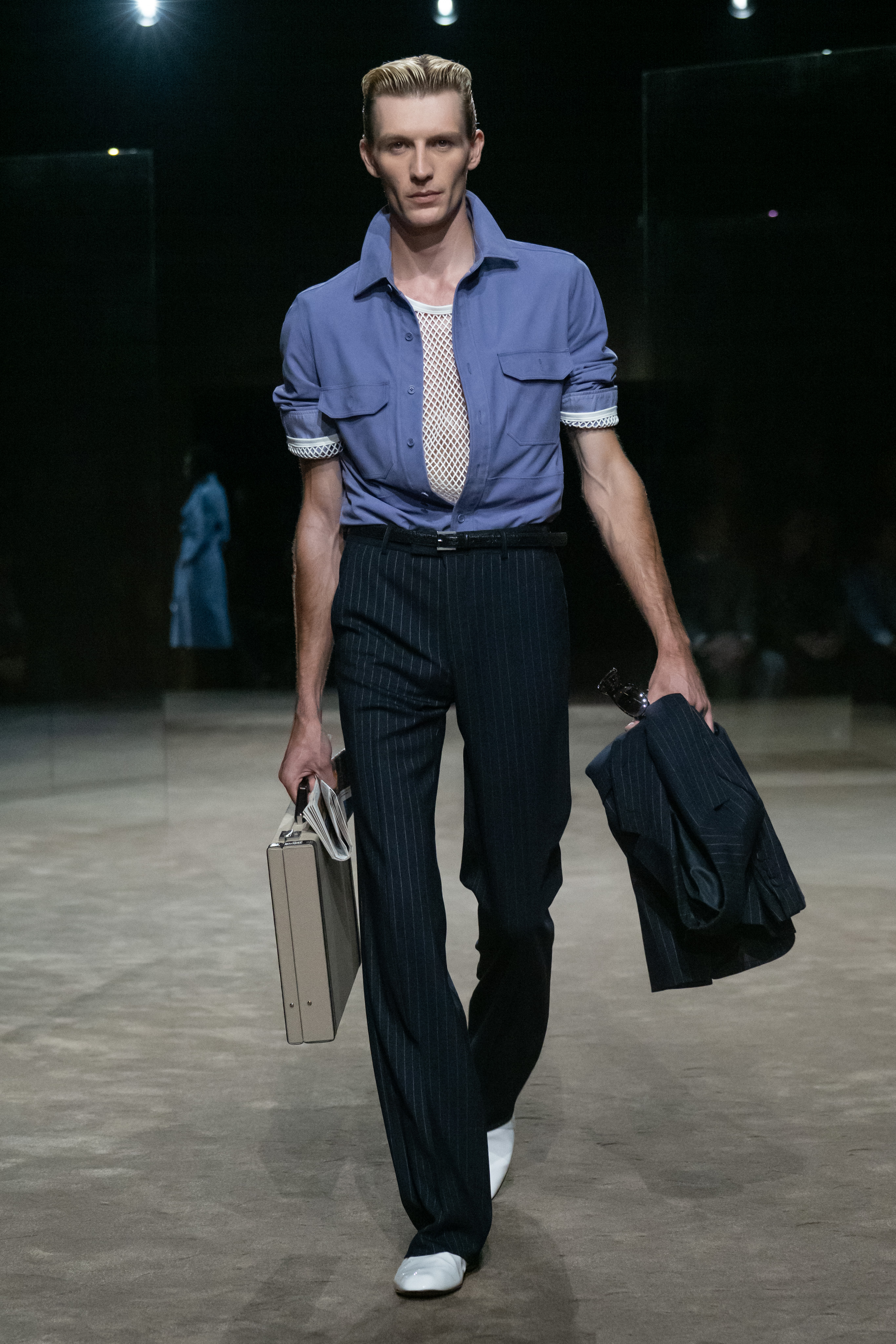 TOM FORD SS27 - DESIRE NEEDS AIR Vanity Teen TOM FORD SS27 - DESIRE NEEDS AIR TOM FORD SS27 - DESIRE NEEDS AIR Vanity Teen