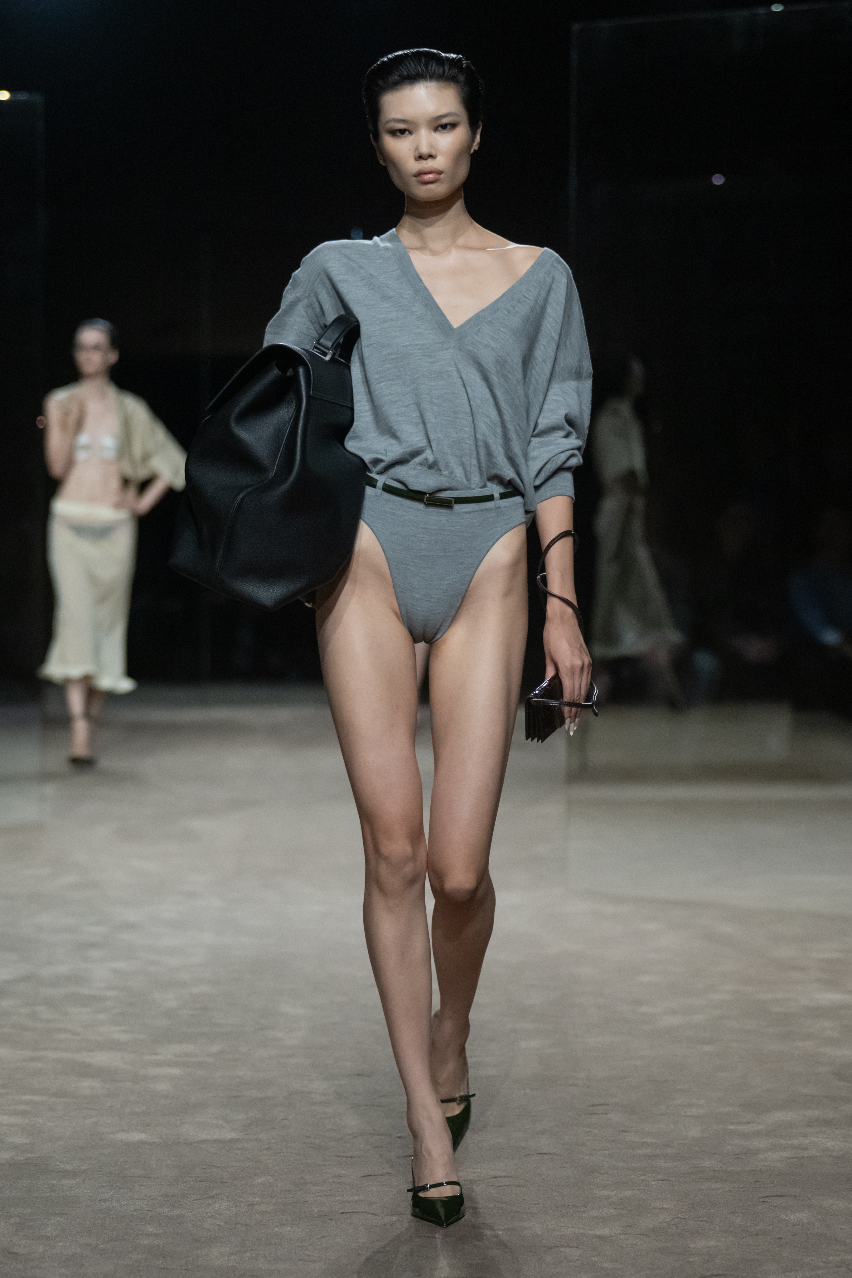 TOM FORD SS27 - DESIRE NEEDS AIR Vanity Teen TOM FORD SS27 - DESIRE NEEDS AIR TOM FORD SS27 - DESIRE NEEDS AIR Vanity Teen