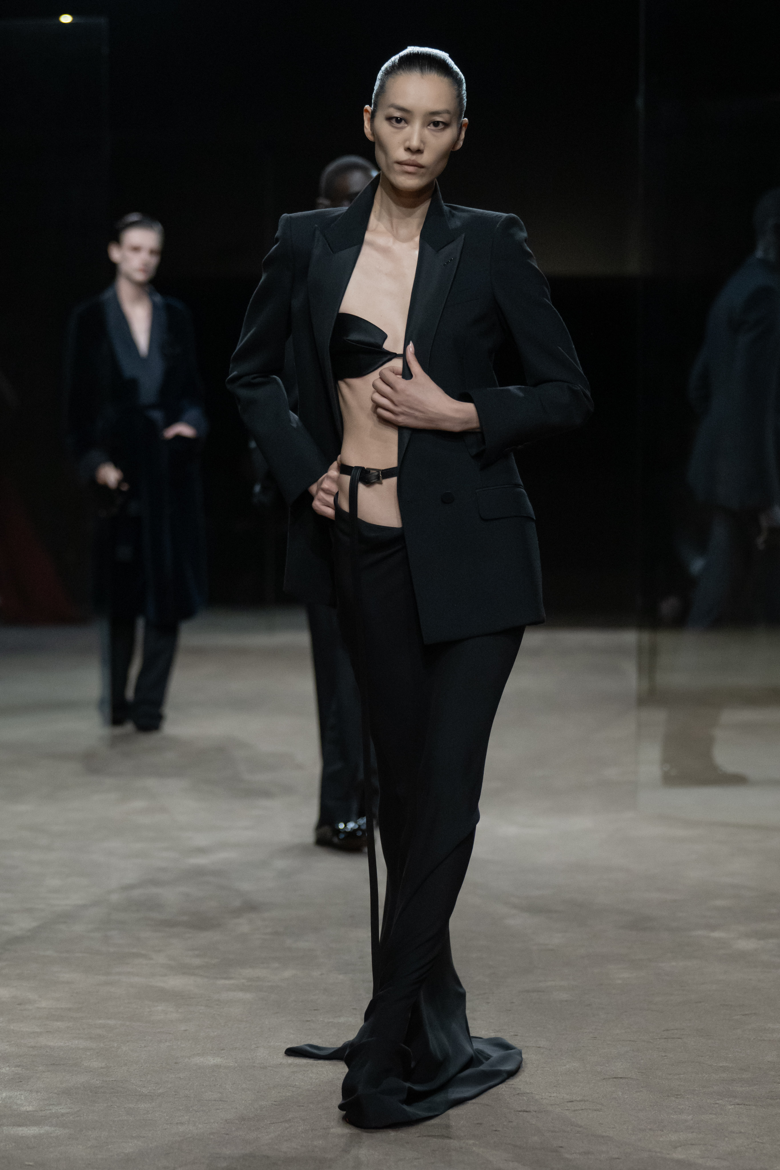TOM FORD SS27 - DESIRE NEEDS AIR Vanity Teen TOM FORD SS27 - DESIRE NEEDS AIR TOM FORD SS27 - DESIRE NEEDS AIR Vanity Teen