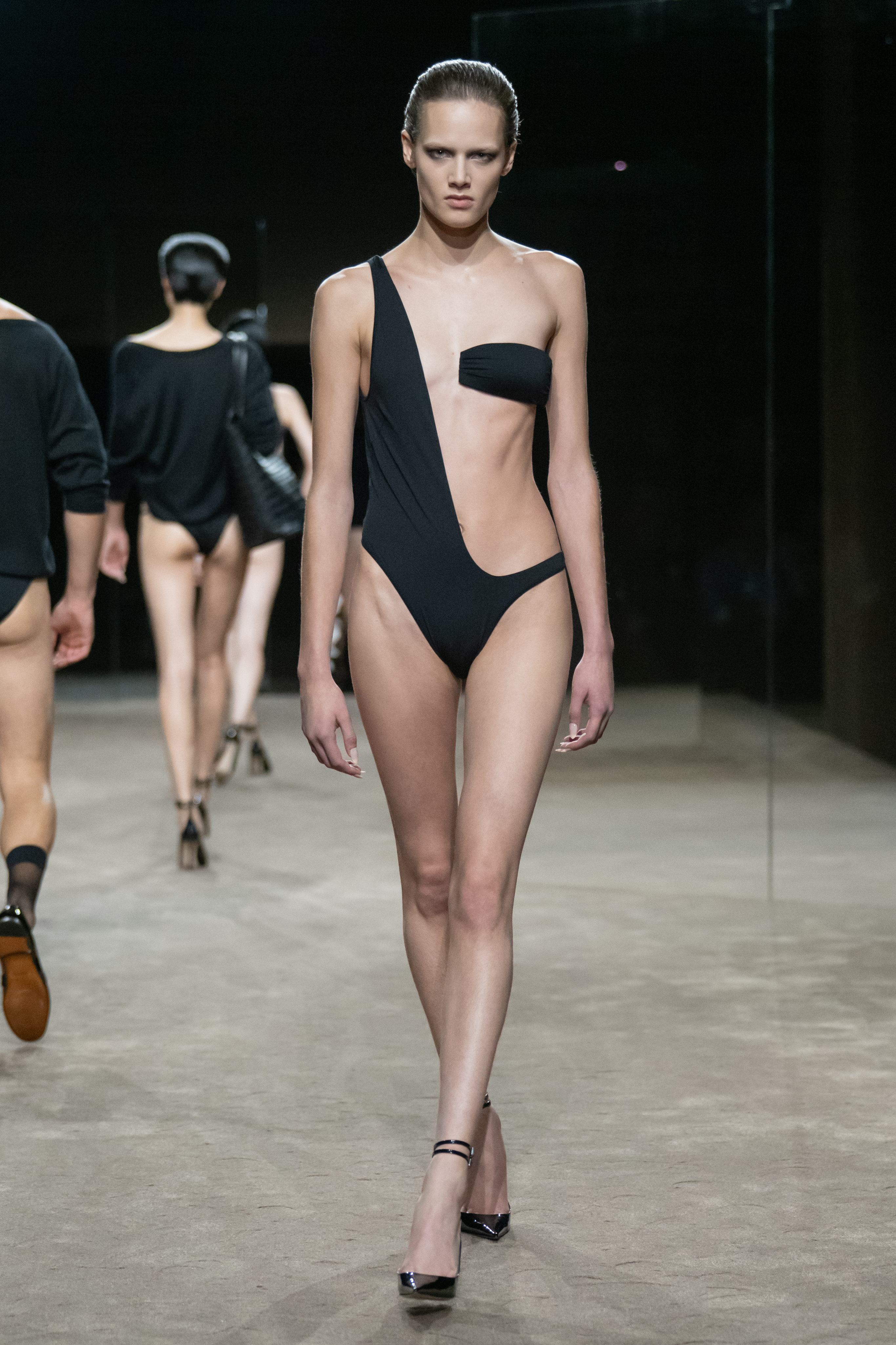 TOM FORD SS27 - DESIRE NEEDS AIR Vanity Teen TOM FORD SS27 - DESIRE NEEDS AIR TOM FORD SS27 - DESIRE NEEDS AIR Vanity Teen
