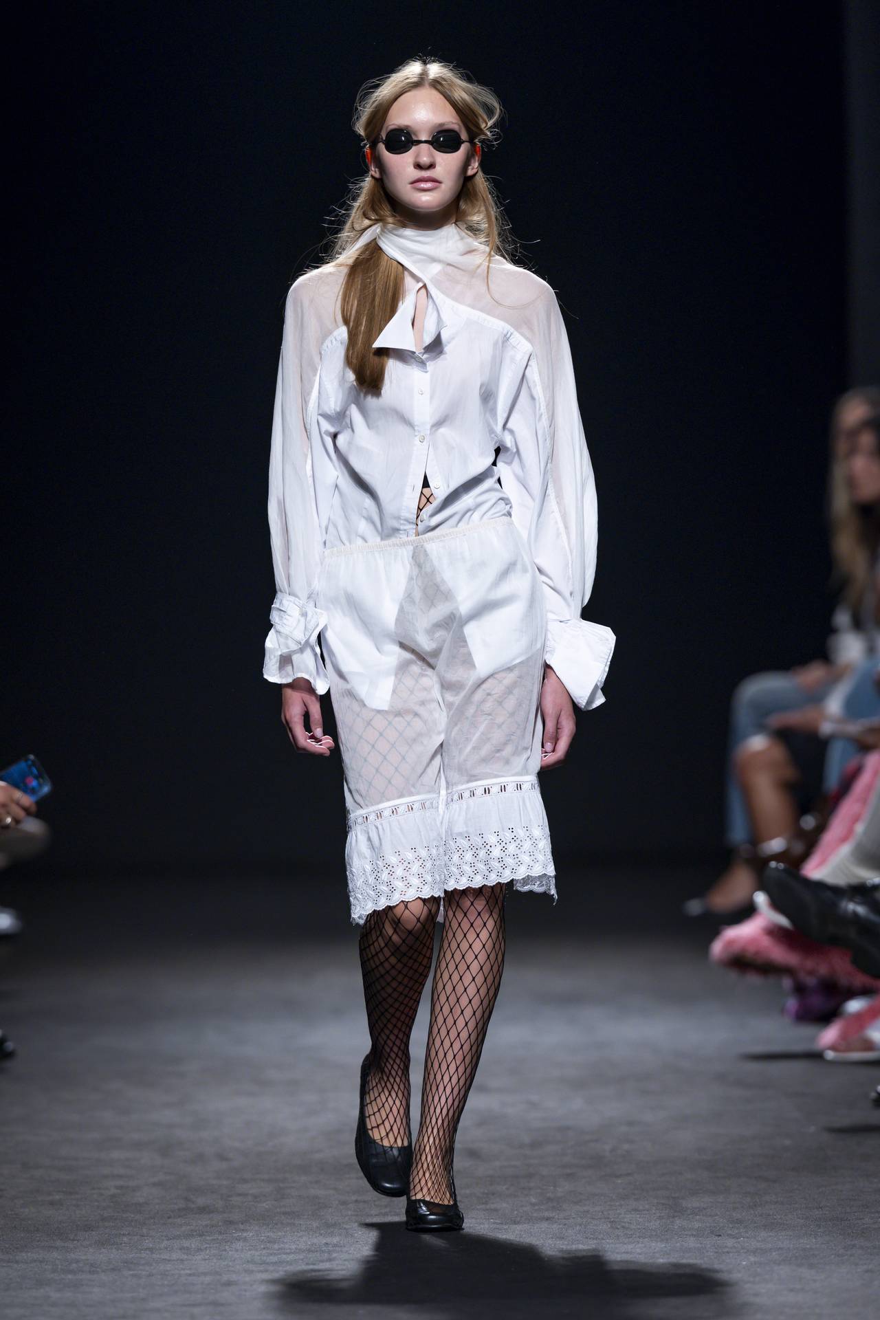 ModaLisboa SS27, Part Two: From Childhood Dreams to Dark Romance Vanity Teen ModaLisboa SS27, Part Two: From Childhood Dreams to Dark Romance ModaLisboa SS27, Part Two: From Childhood Dreams to Dark Romance Vanity Teen
