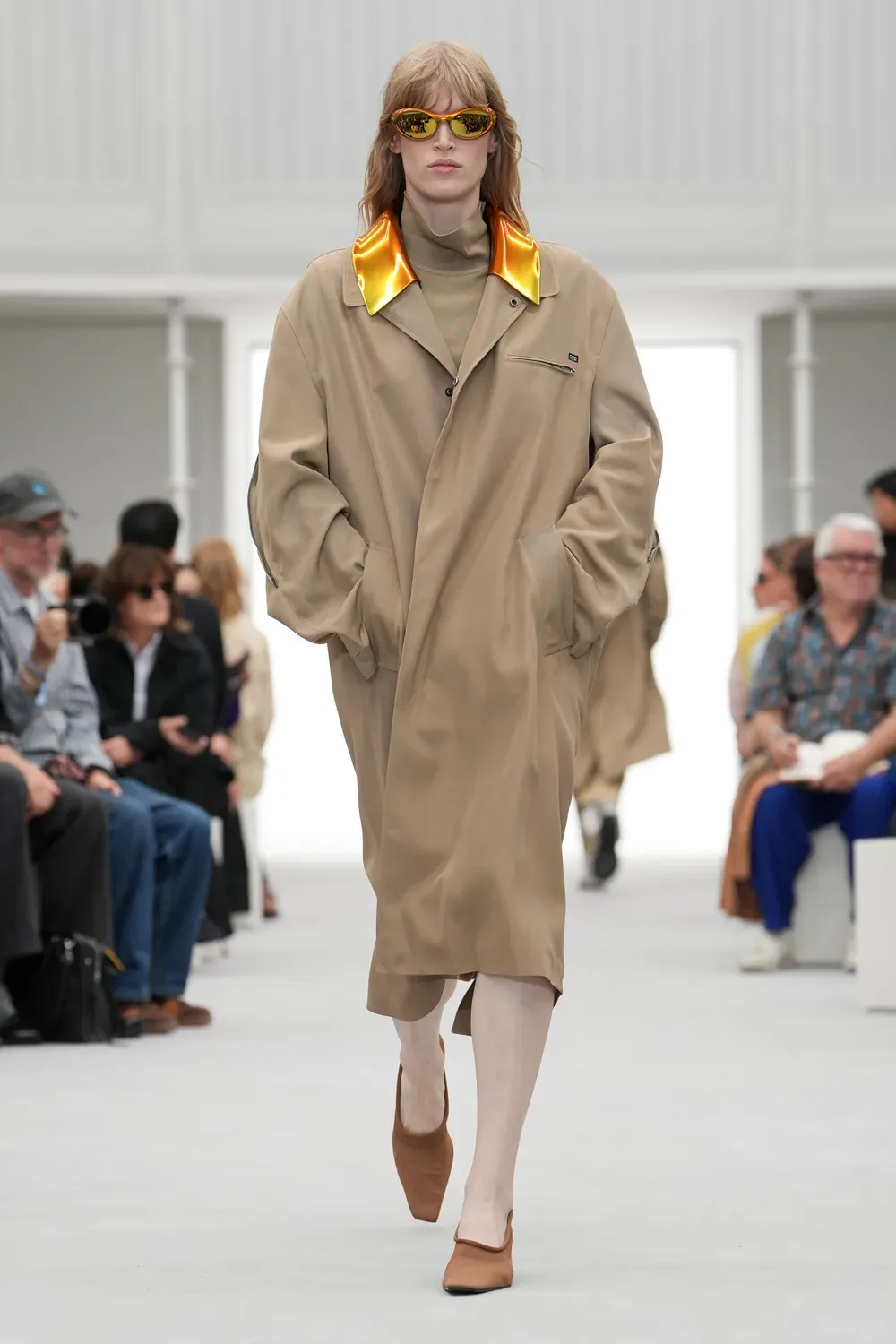 Loewe SS27: Simply The New Loewe Vanity Teen Loewe Spring/Summer 2027