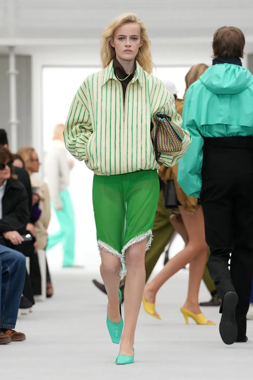 Loewe SS27: Simply The New Loewe Vanity Teen Loewe SS 27