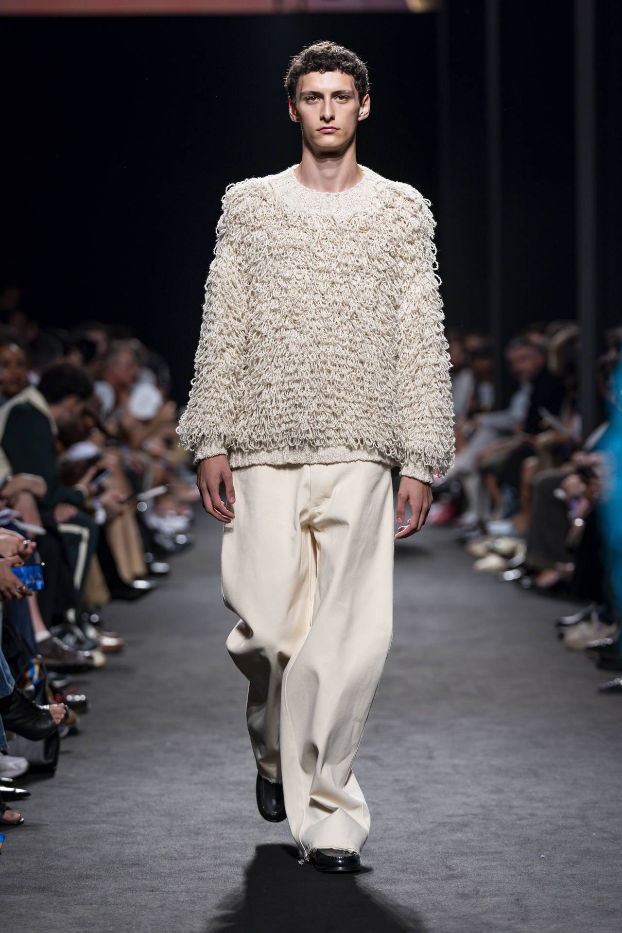 ModaLisboa SS27, Part Two: From Childhood Dreams to Dark Romance Vanity Teen ModaLisboa SS27, Part Two: From Childhood Dreams to Dark Romance ModaLisboa SS27, Part Two: From Childhood Dreams to Dark Romance Vanity Teen