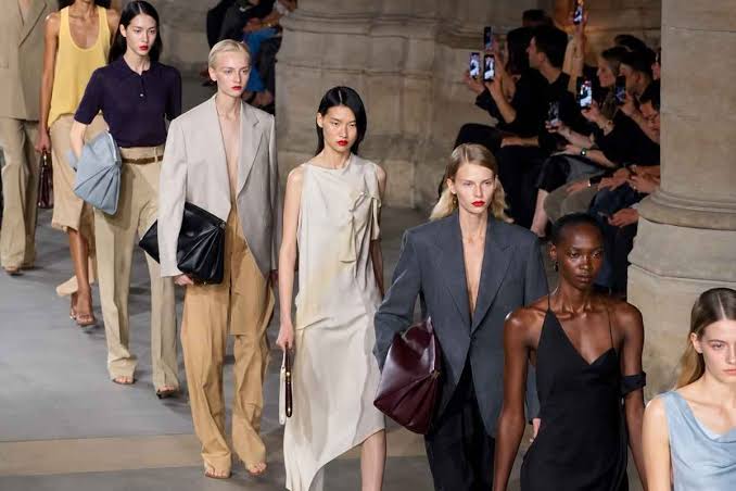 Victoria Beckham SS27 - Is there still room for an evolution? Victoria Beckham SS27 - Is there still room for an evolution? Vanity Teen